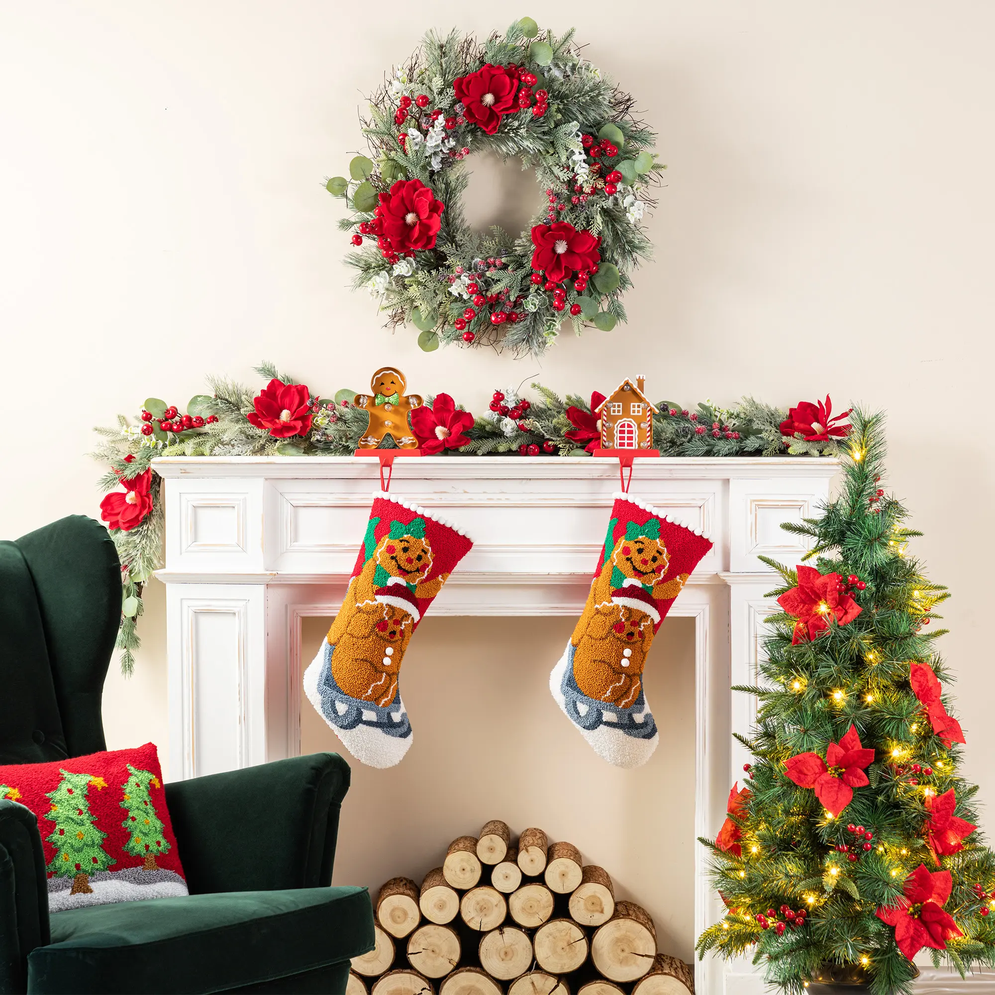 【Christmas in July】 Glitzhome 21"L Christmas Hooked Stocking