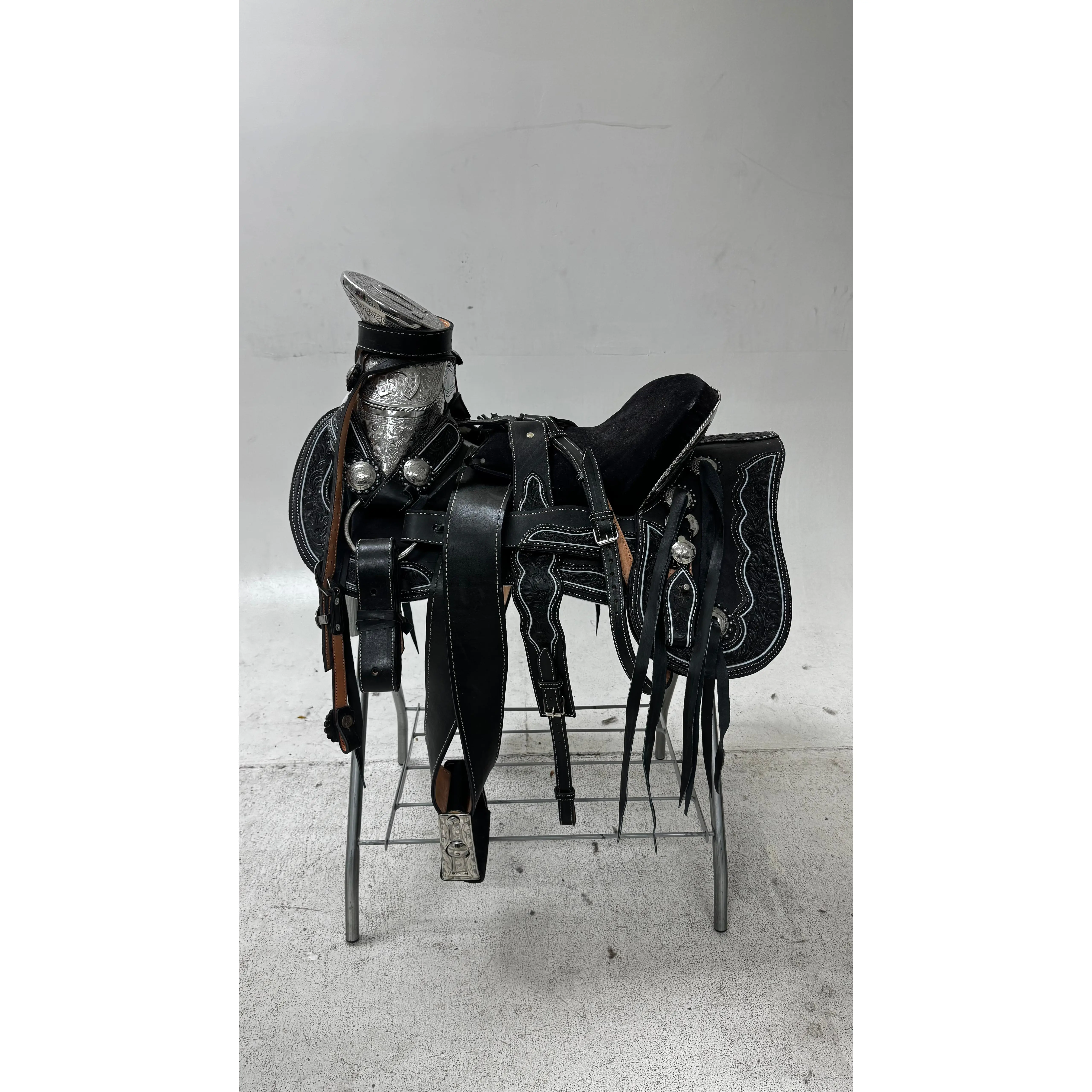 Charro Saddle – Black Leather with Suede Seat & Silver Engraved Details (15.5”)