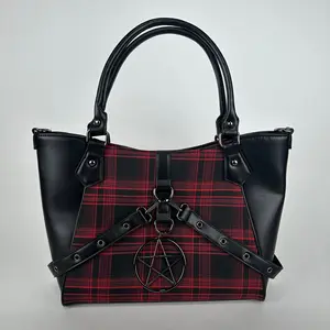 Pentagram Plaid Tote In Red