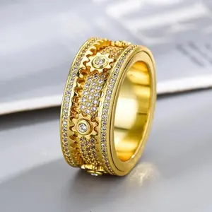 Full Diamond Rotating Gear Star Ring for Men and Women Couple Fashion Jewelry