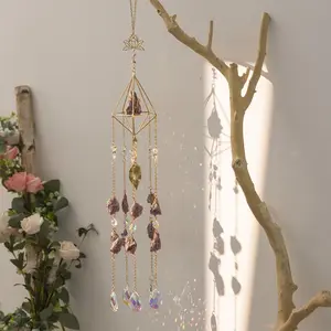 Crystal Light Catcher, Hanging Wind Chime Sun Catcher for Garden, Patio and Window, Rainbow Maker Outdoor and Indoor Bohemian Style Hanging Decor Light Catcher Prism