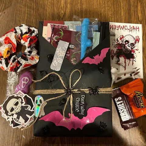 Spooky themed Dark romance Blind date with a book books smut