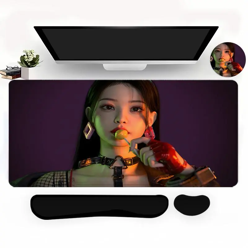 Fashionable Woman Pattern Mouse Pad Set, 4 Counts/set Including 1 Mouse Pad & 1 Keyboard Wrist Rest & 1 Ergonomic Mouse Pad & 1 Coaster, Desk Accessories for Home Office Gaming