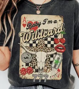 I'm a Wildcard Graphic T-Shirt, Retro Western Casino Print Tee, Acid Wash Oversized 【100% cotton】 Shirt, Country Rock Casual Short Sleeve Top, Trendy Cowgirl Disco Aesthetic Cotton Tee for Western and Gambling Fans