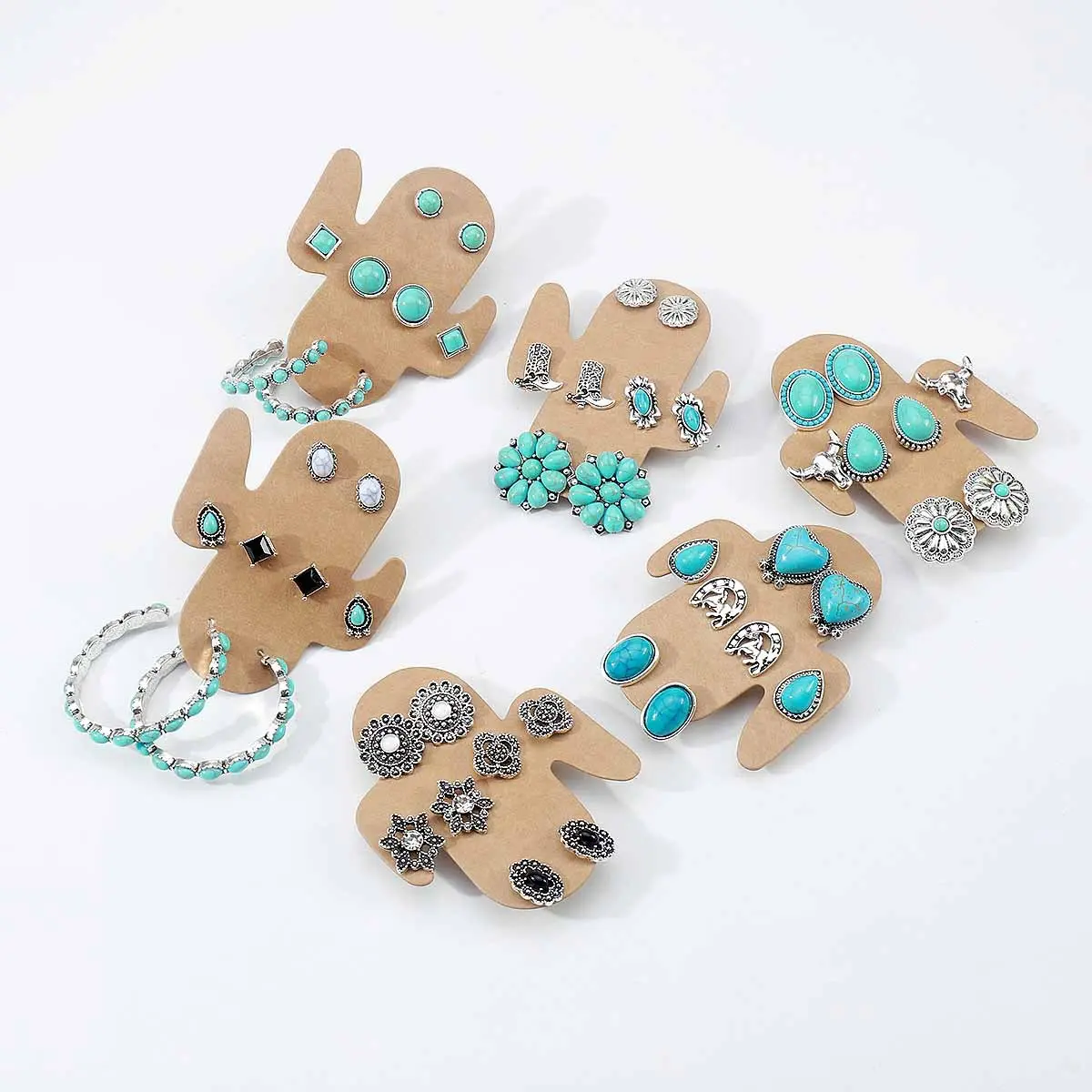 4 Pairs Western Boho Stud Earrings Set for Women, Vintage Antique Silver Mixed Faux Turquoise Earrings with Floral Heart Geometric Animal Motifs, Lightweight Zinc Alloy Jewelry for Daily Party Rodeo Vacation & Gift