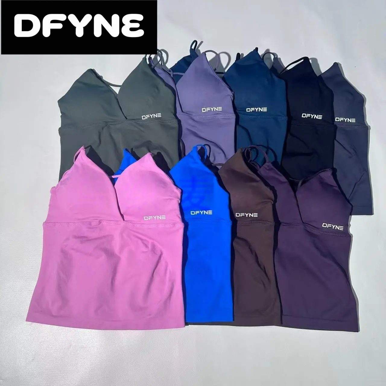 DFYNE Women's Seamless Halter V Neck Crop Tank Top, Wirefree Padded Workout Cami for Yoga Pilates Gym Fitness