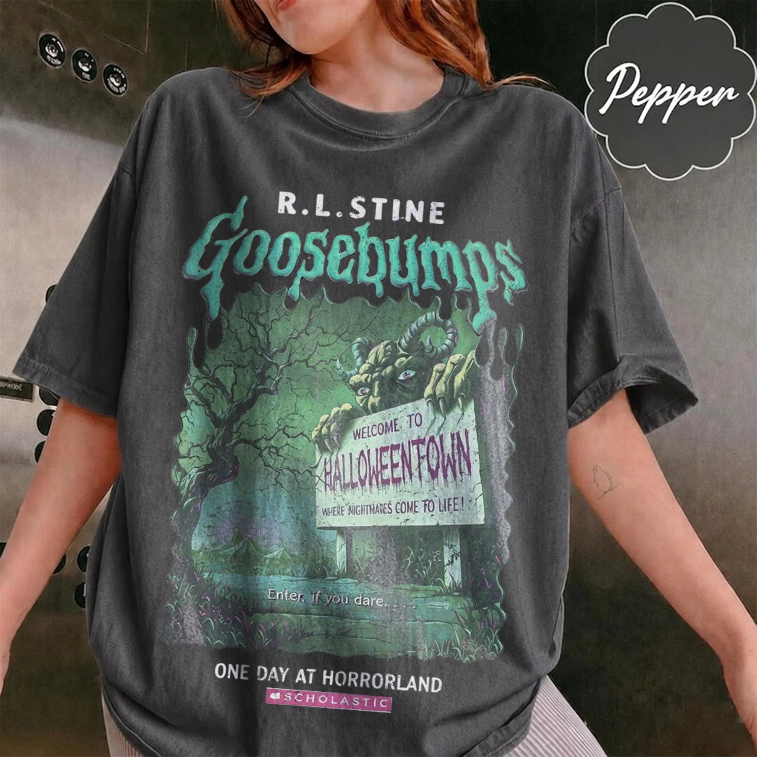Comfort Colors Goosebumps Horrorland Y2k Graphic Tee, R.L. Stine Horror Book Welcome to HorrorLand Halloween 90s Retro 2026 Unisex T-Shirt - Perfect Gift for Fans
