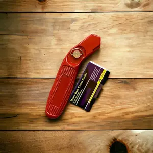 New Carpet Knife With 20 Square Blades