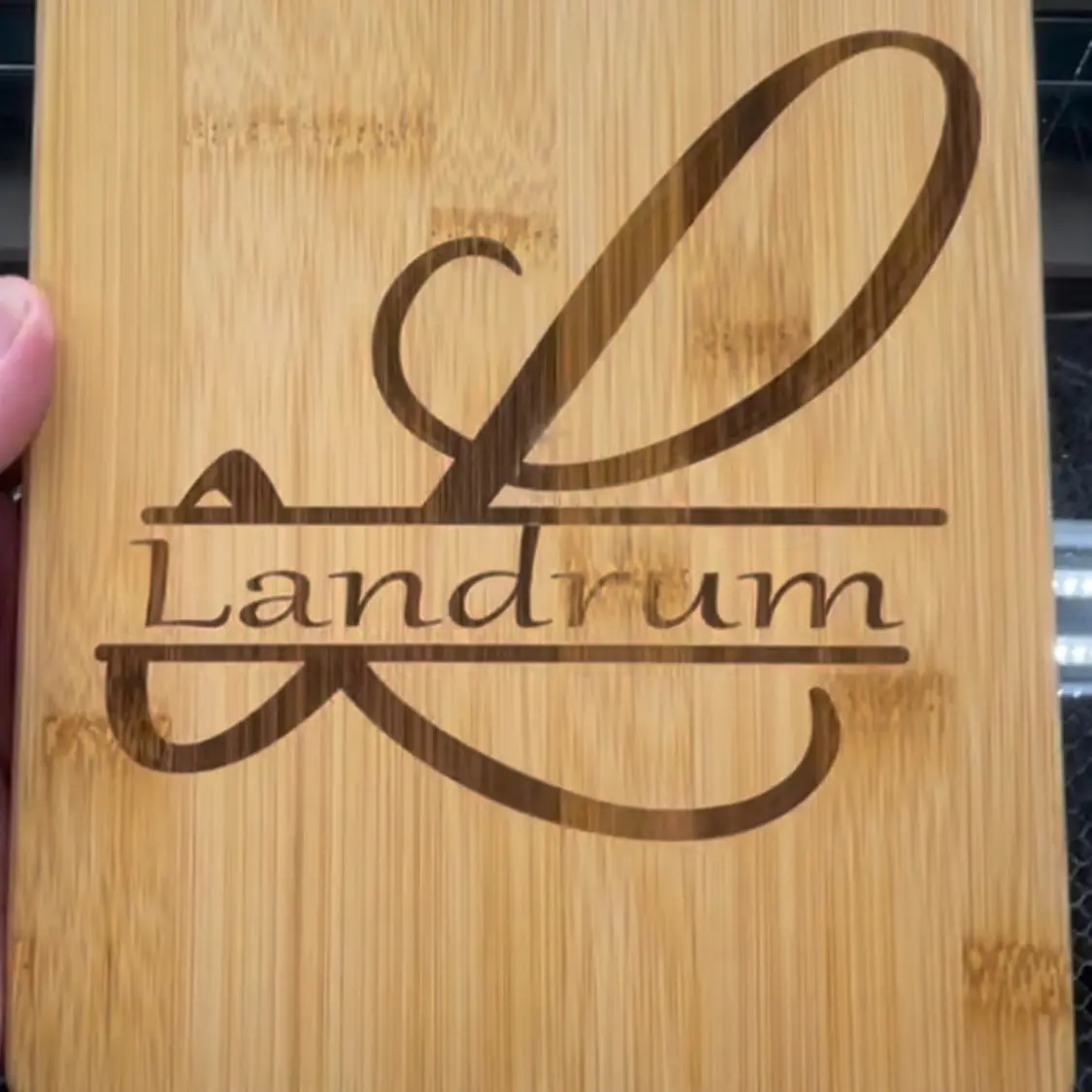 Monogrammed cutting board 13.3/4 x 9.5/8 x 1/2