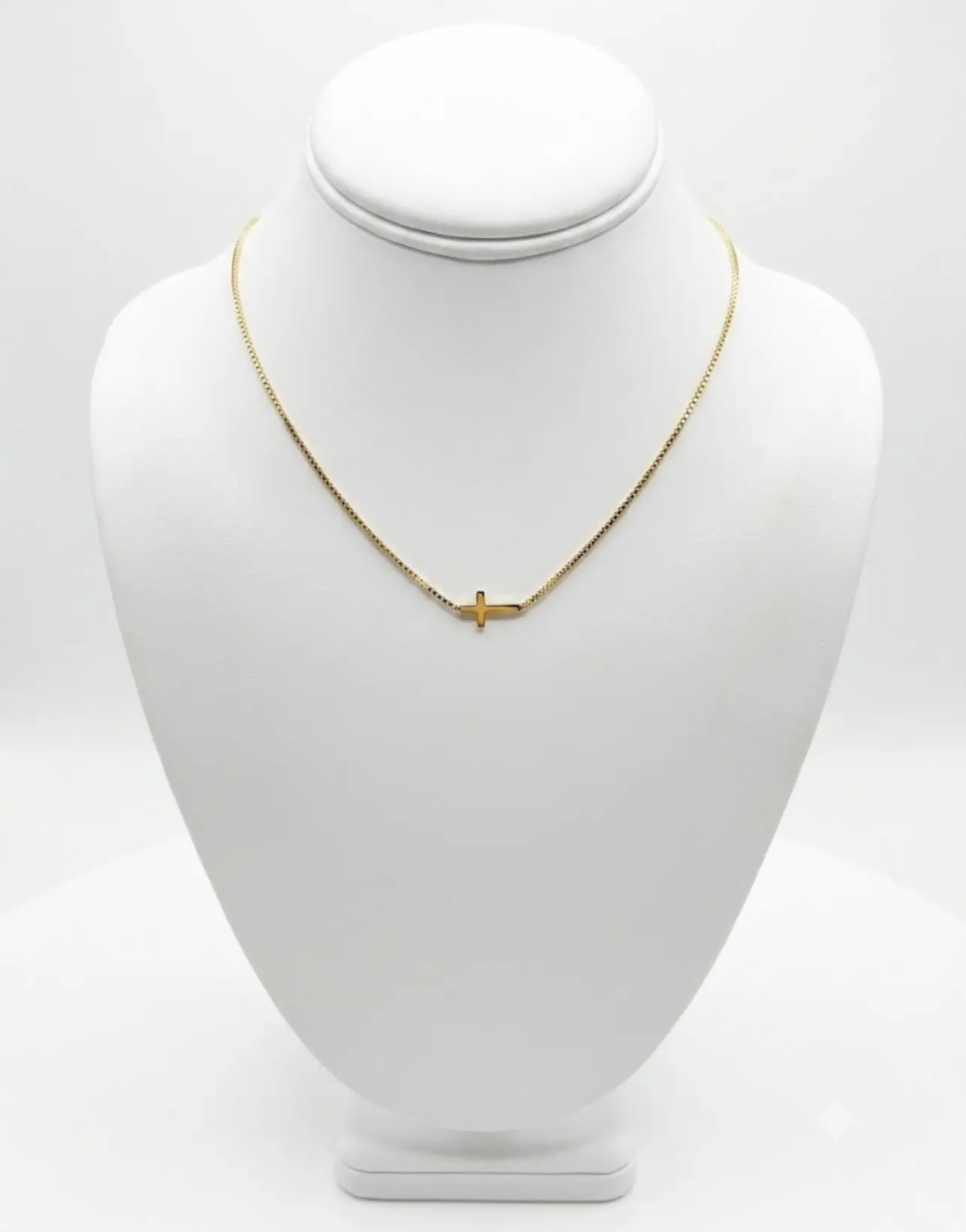 Elegant Gold Color Cross Pendant Necklace for Women - Simple and Stylish Design