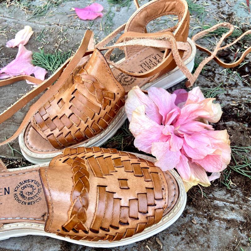 Lace up Leather Shoes. Open Toe Artisanal Huarache. Mexican Comfortable Sole Shoes. Cute Summer Sandals. Mexican Slip on Shoes