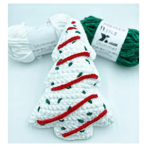 Christmas Tree Cuddler Crochet (Handmade goods will be made by hand so the production time will be a little longer)