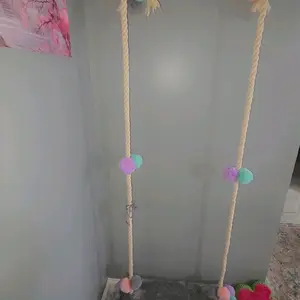 columpios de madera hechos a mano