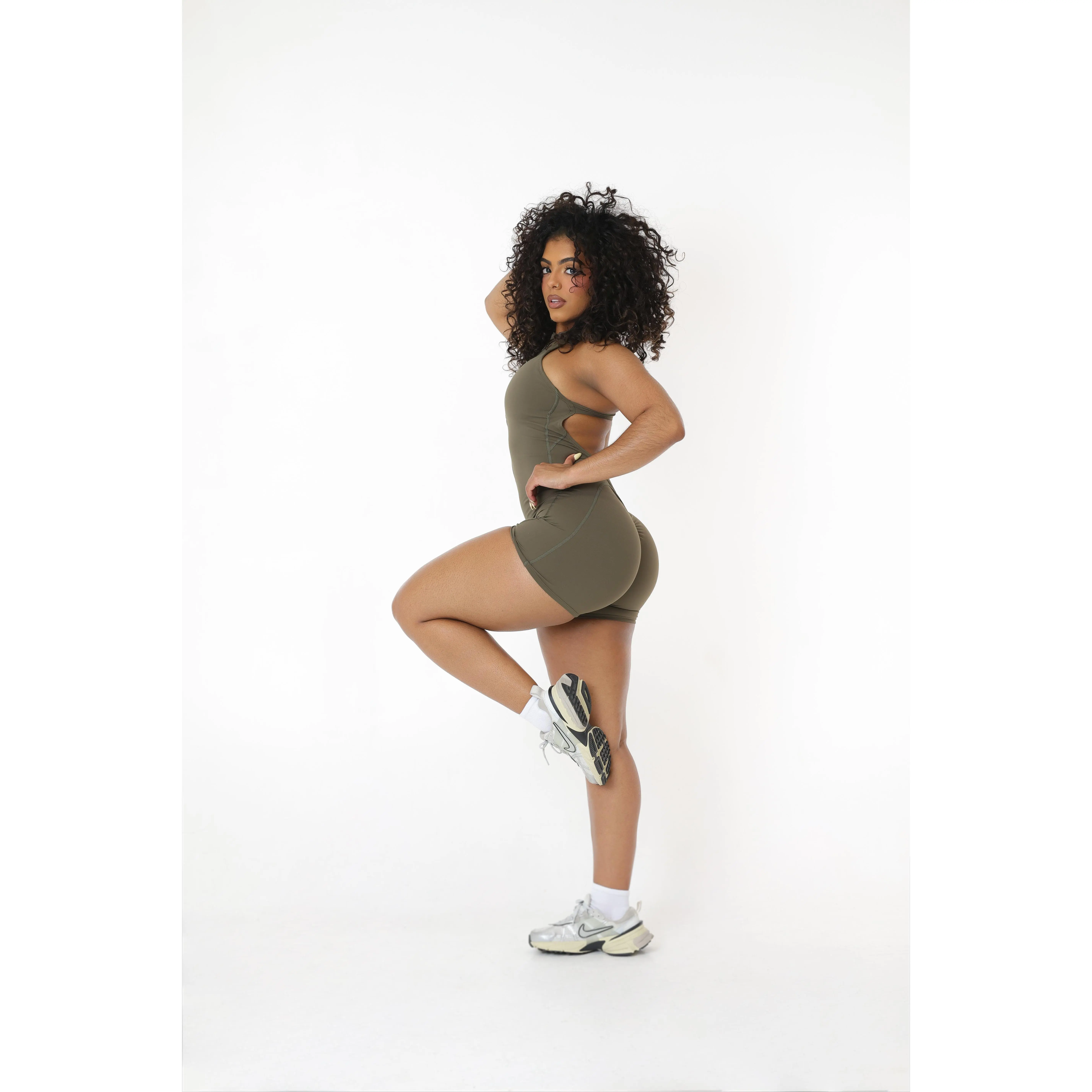 OLIVE SHORT JUMPSUIT