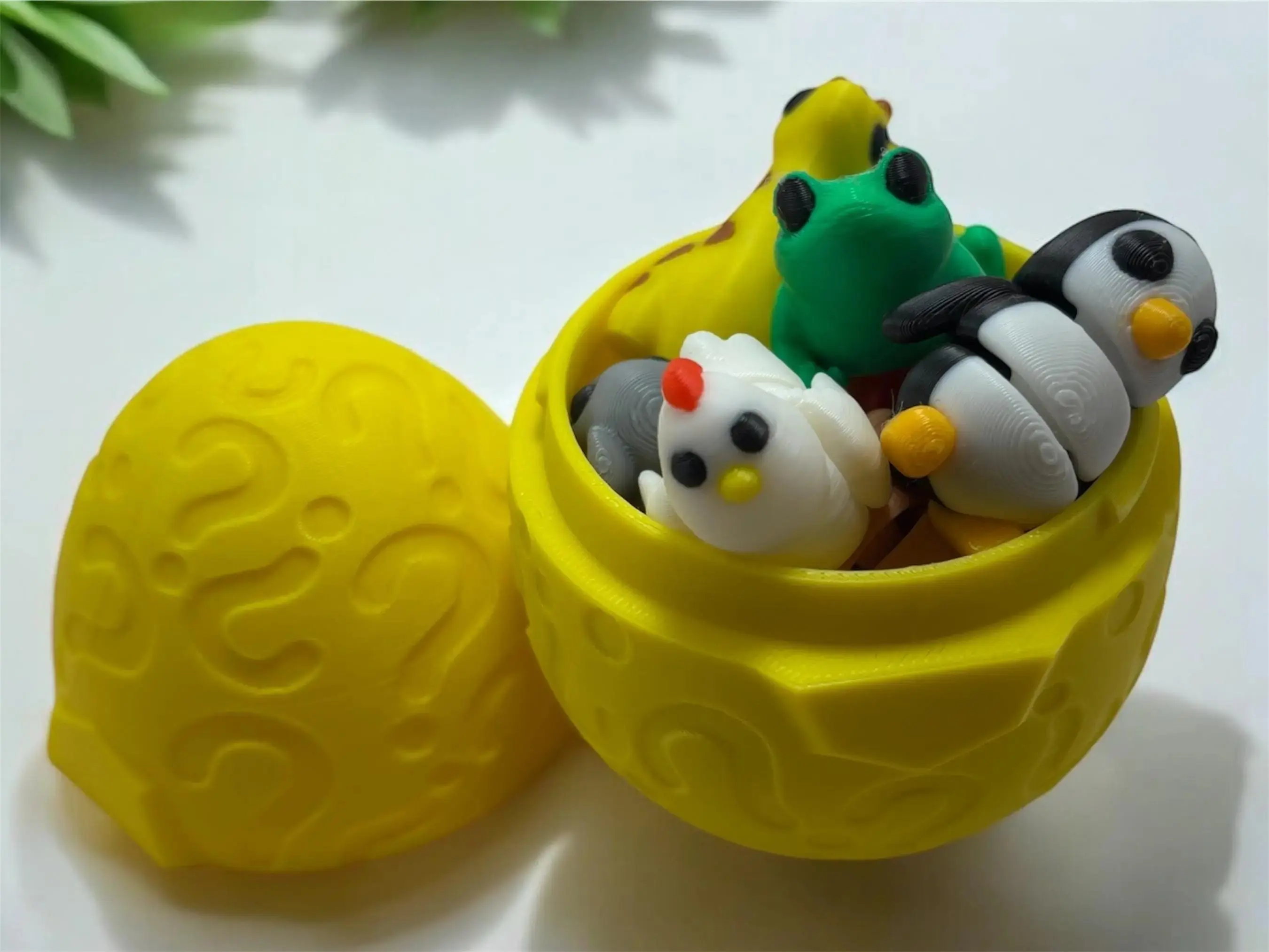 Pocket Pals Mystery Egg: Mini Animal Fidget Surprise