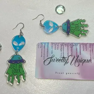 Alien Vibes Earrings - Perfect for Any Occasion
