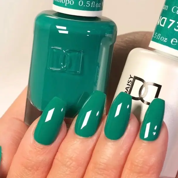 DND 735 COSMOPOLITAN Gel and Lacquer Duo nail care nail art color