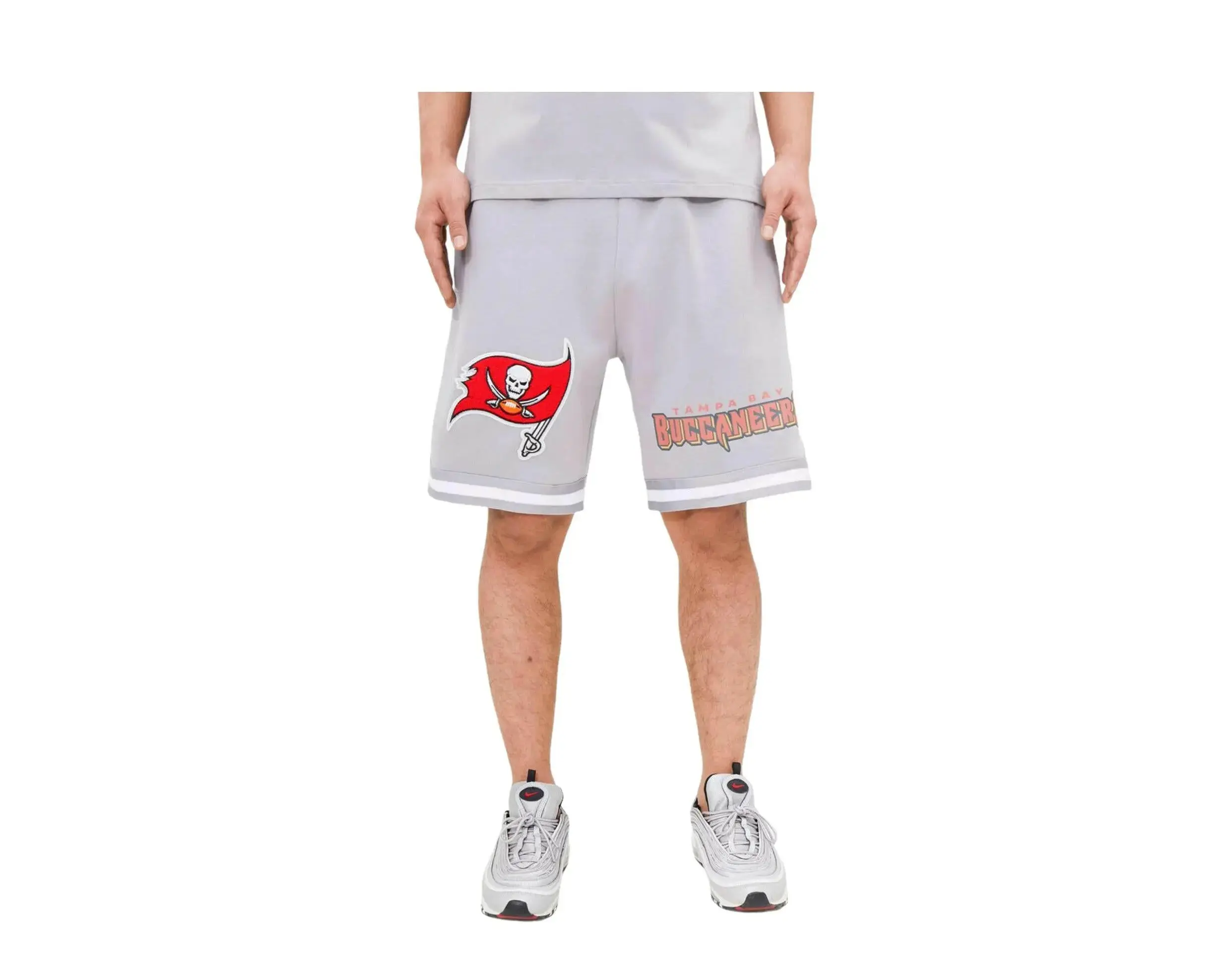 Pro Standard Tampa Bay Buccaneers Pro Team Shorts in Grey | Men's