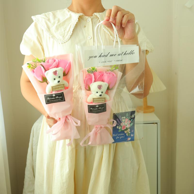 Versatile Gift Set for Special Occasions - 1 Set of Dolls & Bouquets Ideal for Birthdays Christmas Valentine's Day & Commemorative Gifts for Children Girls Boyfriends Wives Husbands