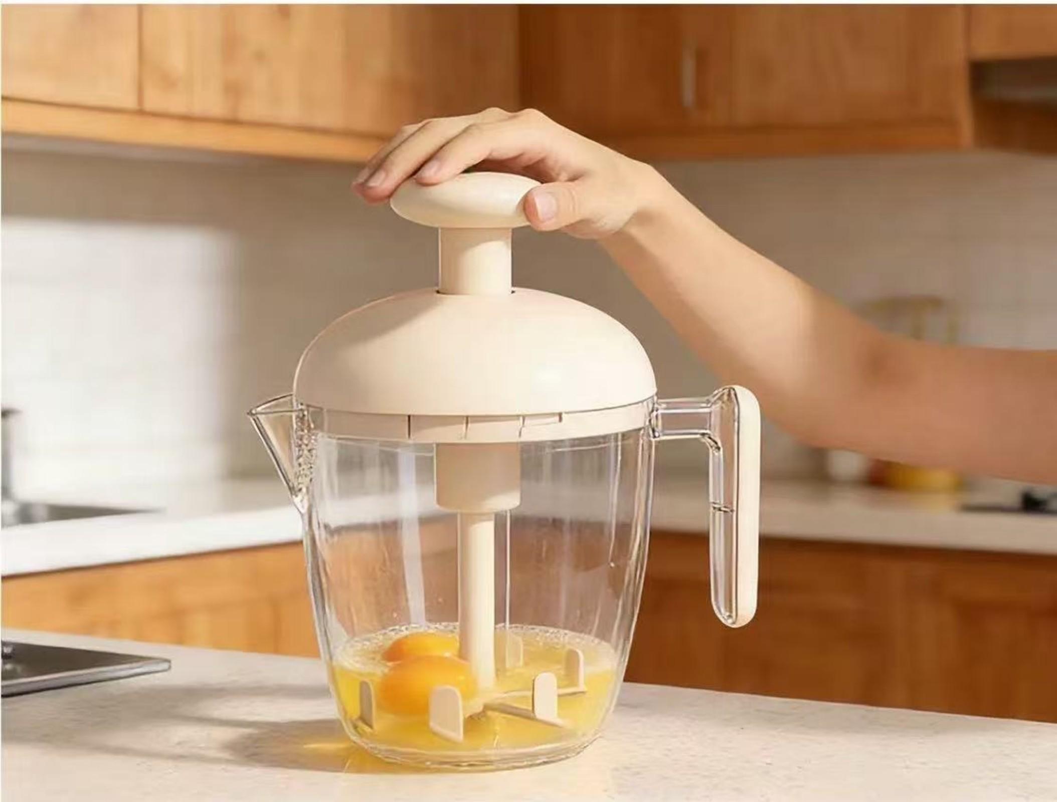Push-Button Egg Beater for Home Use, with Transparent Cup, Manual Push-Button Design, Plastic Blade, Egg Beater, Cream and Cake Mixer, Multi-Functional Egg Beater, Mixing Wonder