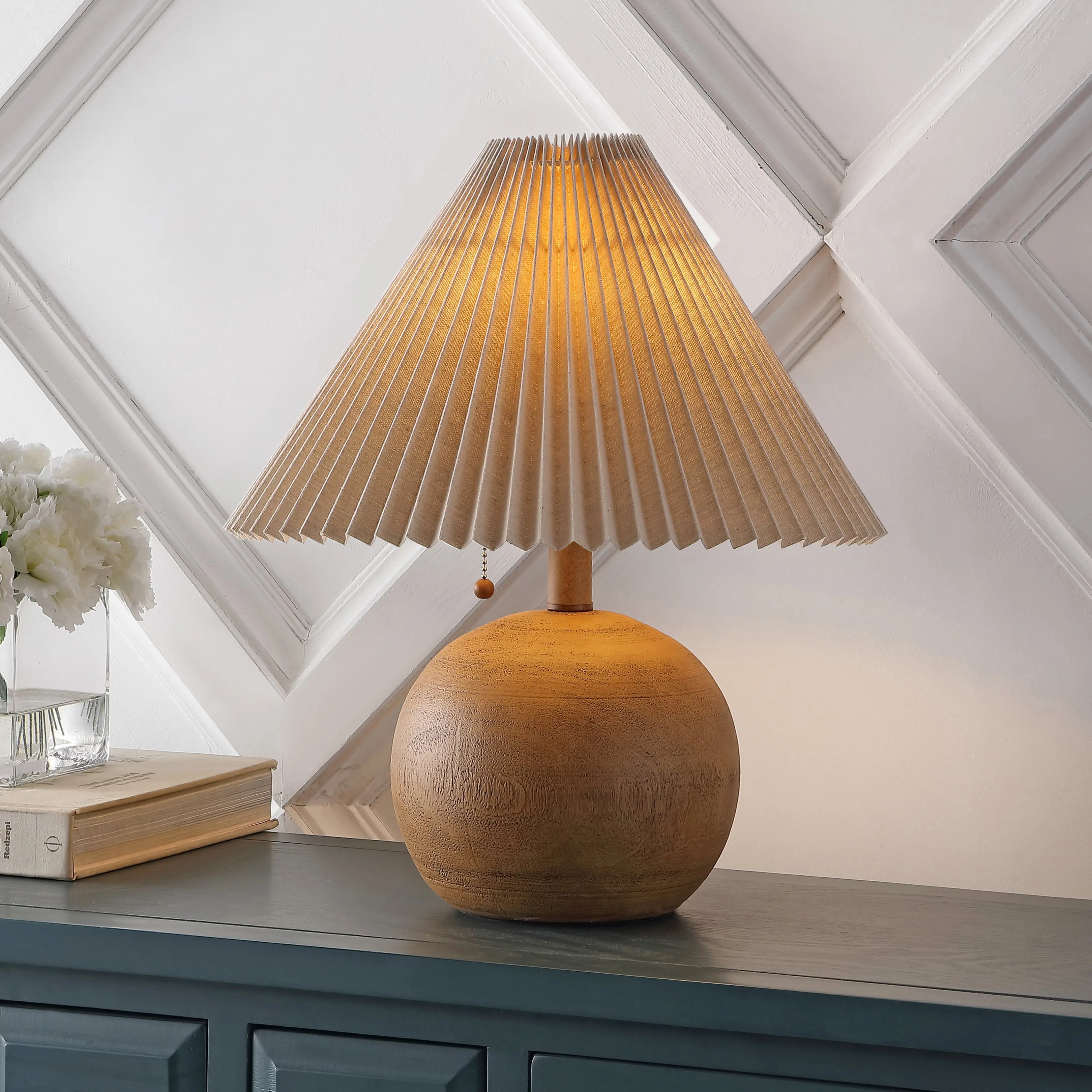 JONATHAN Y Aksel Coastal Scandinavian Resin/Iron Sphere LED Table Lamp with Pleated Shade and Pull Chain , for bedroom, living room, foyer, hallways, dining room, dorms, Led Lights Bedroom, Lights For Bedroom