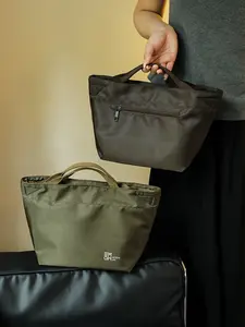 New Insulated Bento Bag Handheld Design Large Capacity High Aesthetic Convenient Lunch Bag Office Lunch Bag Student Food Box Bag 2026 New