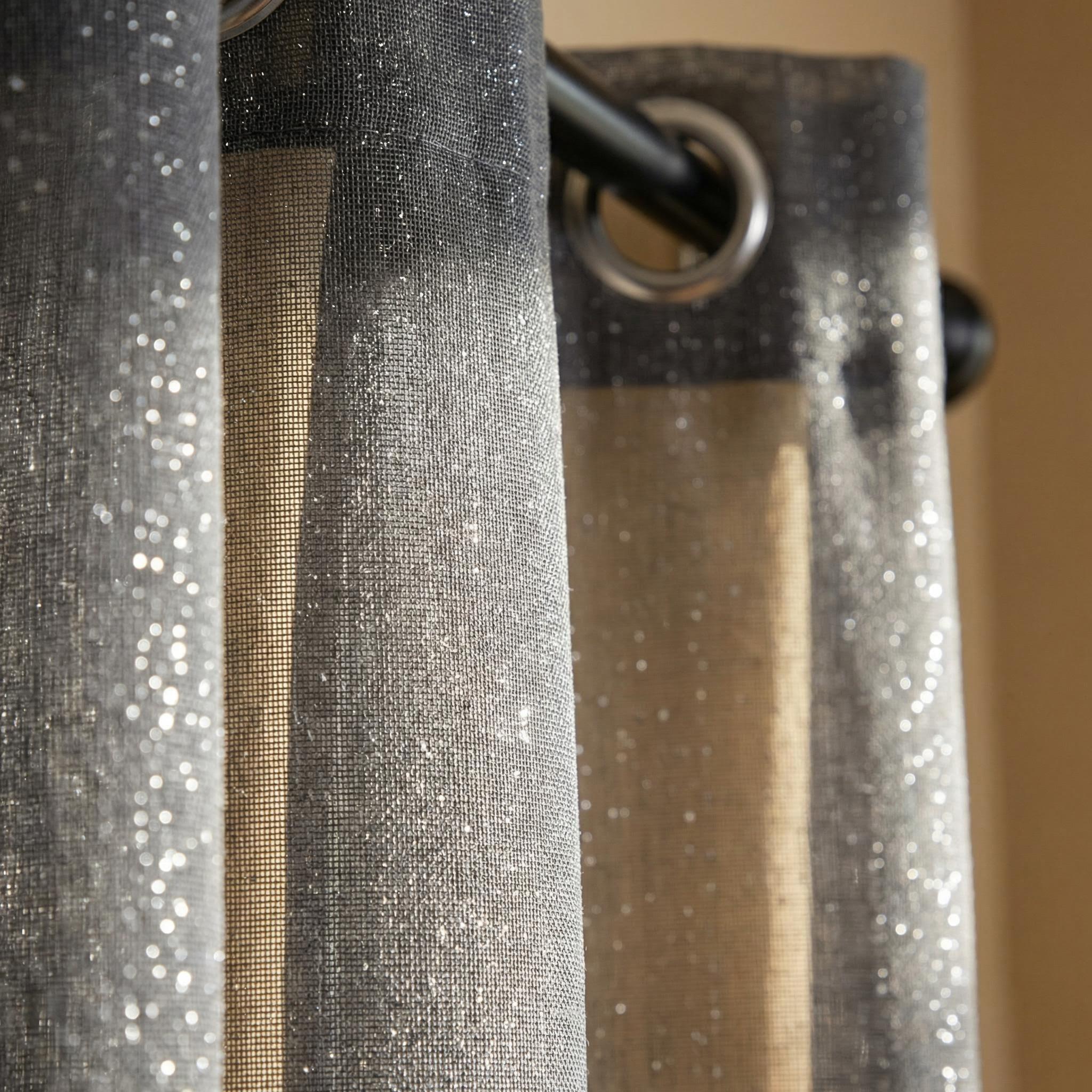 Curtain Club 8 Panels 52x84inch Curtain Fabric + Chiffon Set: 4 panels are plain blackout fabric, 4 panels are chiffon. With silver heat transfer finish, allowing light to pass through. The set can provide both blackout and decorative effects. FT2599+L28