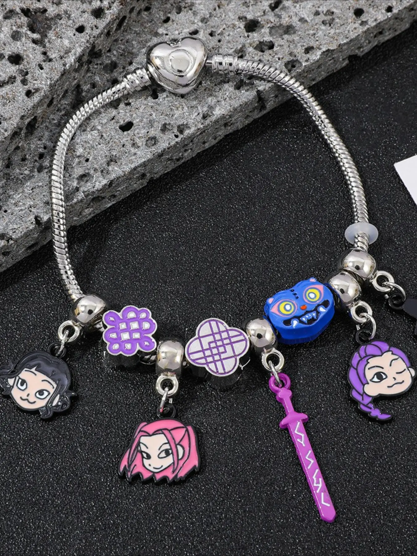 Kpop Witch Girl Group Beaded Fashion Cartoon DIY Bracelet with Charms Stackable Bracelets Gothic Witch Aesthetic Jewelry Christmas Gift Fashion Accessory