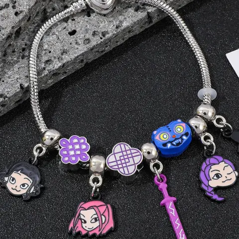 Kpop Witch Girl Group Beaded Fashion Cartoon DIY Bracelet with Charms Stacking Bracelet Stackable Bracelets Gothic Witch Aesthetic Jewelry Christmas Gift Fashion Accessory