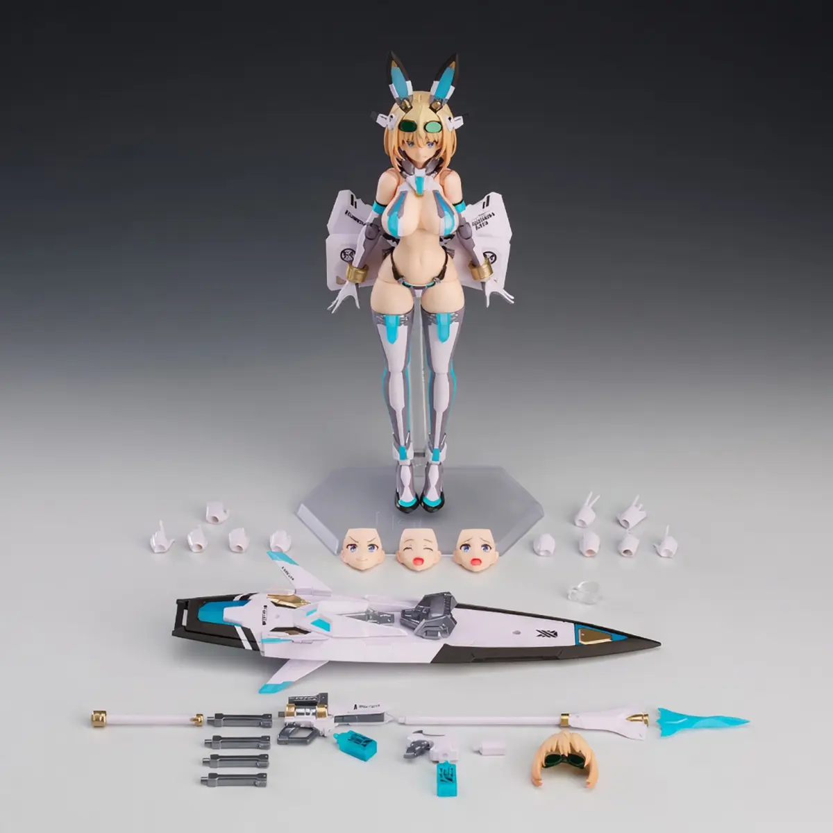Figma 530 Sophia F. Shirring Action Figure, Bunny Suit Planning Mecha Bunny Girl Articulated PVC Collectible, with Replaceable Face Plates, Weapon Accessories & Display Stand, High Detail Anime Figure for Hobby Collectors, Ideal Gift for Mecha Figure Fans