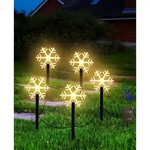 5PCS Snowflake Outdoor Pathway Lights, 5 Snowflake Yard Decoration Flashing Battery Powered Outdoor Lighted Up Christmas Light Decor for Garden Yard (Warm White), Seasonal Display, Holiday Decorations, Snowflake Design, Outdoor Landscape Lighting