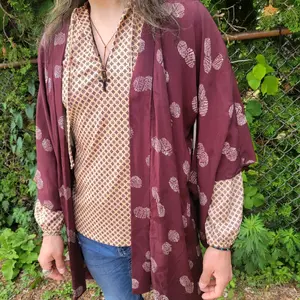 1950’s Burgundy & Cream Short Kimono Jacket Summer