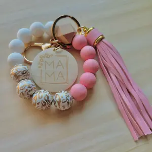Mama Wristlet Keychain, Bangle Keychain, Bracelet Keychain, Gift for mom, Christmas gift for mom, mom gift