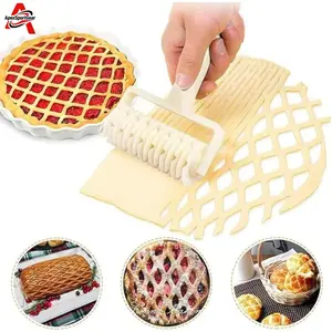 Grid Cutter Roller for Pizza & Cookie Dough, Stainless Steel Grid-Patterned Wheel with Multiple Blades for Uniform Slices, Non-Slip Handle Kitchen Gadget for Home Baking