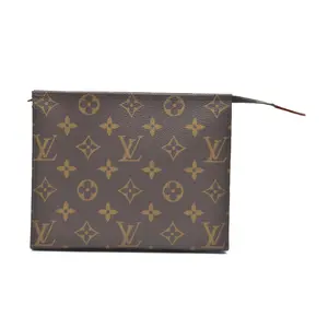 Pre-owned Louis Vuitton canvas Small Leather Goods AUCTION $800 Monogram Toiletry Pouch 19 Red