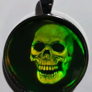 Skull Holographic Pendant, Unisex Stylish Accessory with Unique Pendant Design, Practical Daily Gift for Costume Jewelry Collections