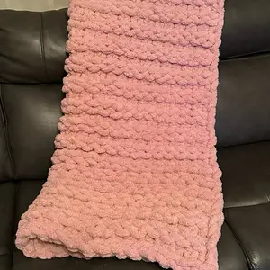 Pink Double Garter Chunky Knit Blanket