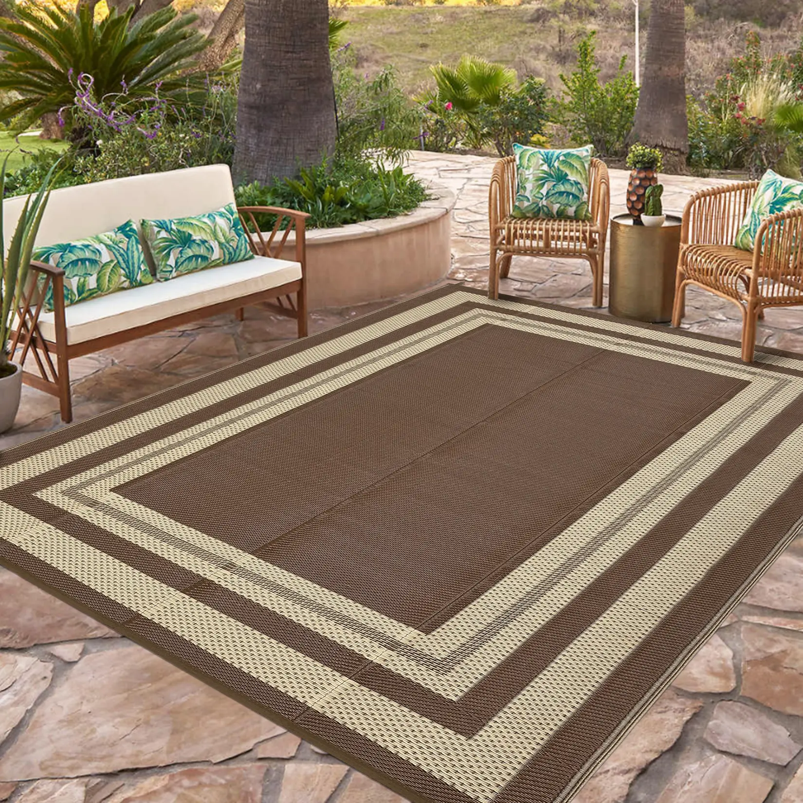 Outdoor Rug, 320GSM PP Tube Woven Patio Carpet, Modern Border Design Grey & White Plastic Woven Floor Mat for Deck Porch Balcony Camping