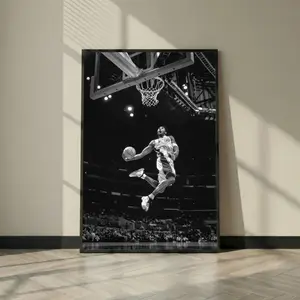 Kobe Bryant Dunk Poster, Black and White Basketball Wall Art, Los Angeles Lakers Decor, Man Cave Sports Print, Teen Boy Gift ( Unframed - Print Only )