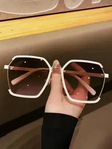 Geometric Frame Fashion Sunglasses, Gradient Lenses, Tinted Lens Sunglasses, Retro Metal Half Frame, Casual Style, Uv400 Protection, Ideal for Daily Wear, Trendy Casual Sunglasses