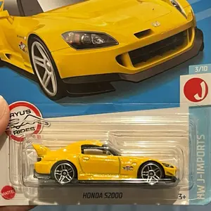 Yellow Honda S2000 1:64 scale Diecast car