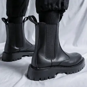 Men's Black British-Style Chelsea Ankle Boots, Round Toe Chunky Lug Sole, Trendy Casual Street Style Boots for Multiple Outfit Looks