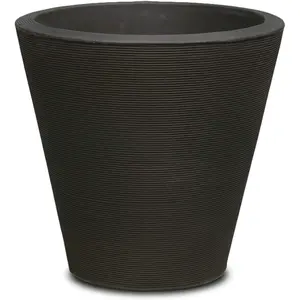 Crescent Garden Polyethylene Madison Planter, Double-Walled Plant Pot