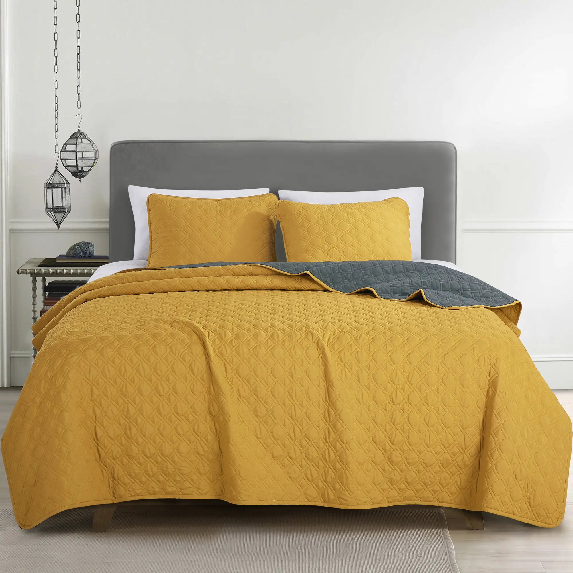 Multi-Functional Quilt Set - Reversible Comfortable Bedspread Set for Queen & King Beds in vivid yellow. Breathable, Soft, and Cool for a Refreshing Night's Sleep/Gift for Mom / Wife / Grandma