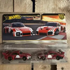 Hot Wheels Premium (serie Car Culture 2-Pack Porsche 935/78 19 Porsche 935