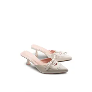 Mazzy Pointed Toe Kitten Heel - Beige