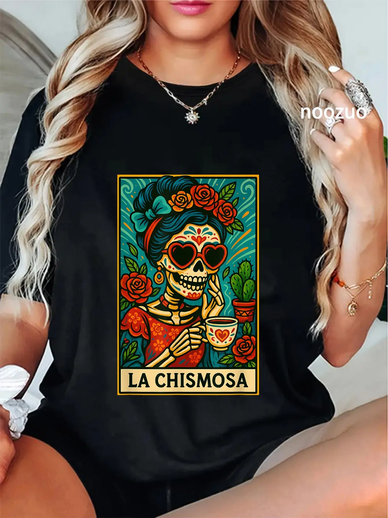 Women's Vintage "La Chismosa" Graphic T-Shirt, Unisex Fit 100% Cotton Round Neck Tee, Short Sleeve Casual Streetwear Top for All Seasons
