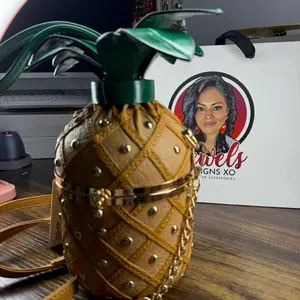 Pineapple Handbag XO - Stylish and Functional