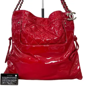 Pre-owned CHANEL . Shoulder Bags Red Quilted Patent Leather Bon Bon Tote Authentic secondhand