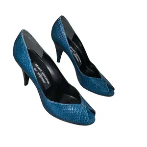 Stuart Weitzman for Mr. Seymour Vintage Blue Snakeskin Embroidered Leather Pumps Size 8